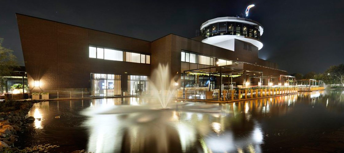 Valk Houten